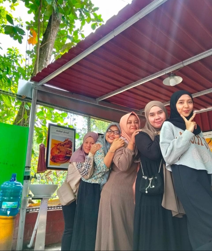 Temu kangen ( ngalian )