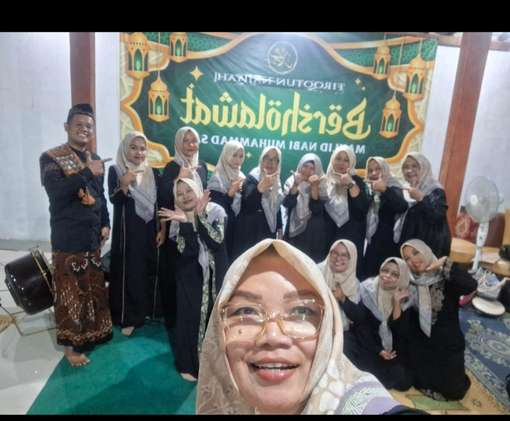 Pengajian memperingati maulid nabi dusun jimat