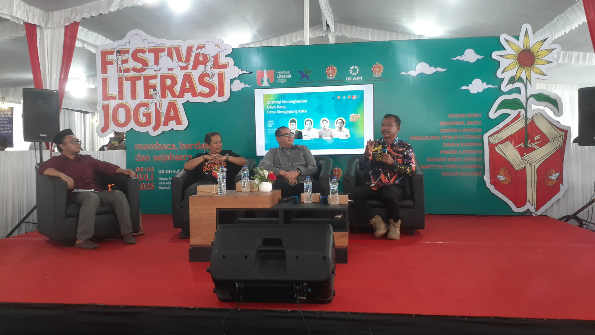 Seminar Strategi Minat Baca (Perpusduk  Pondok 2)