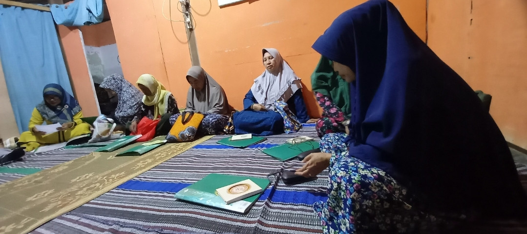 Yasinan ibu-ibu dusun Kwadungan