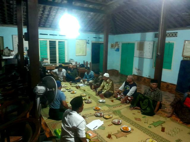 Sarasehan malam selasa kliwon bapak-bapak jangkang