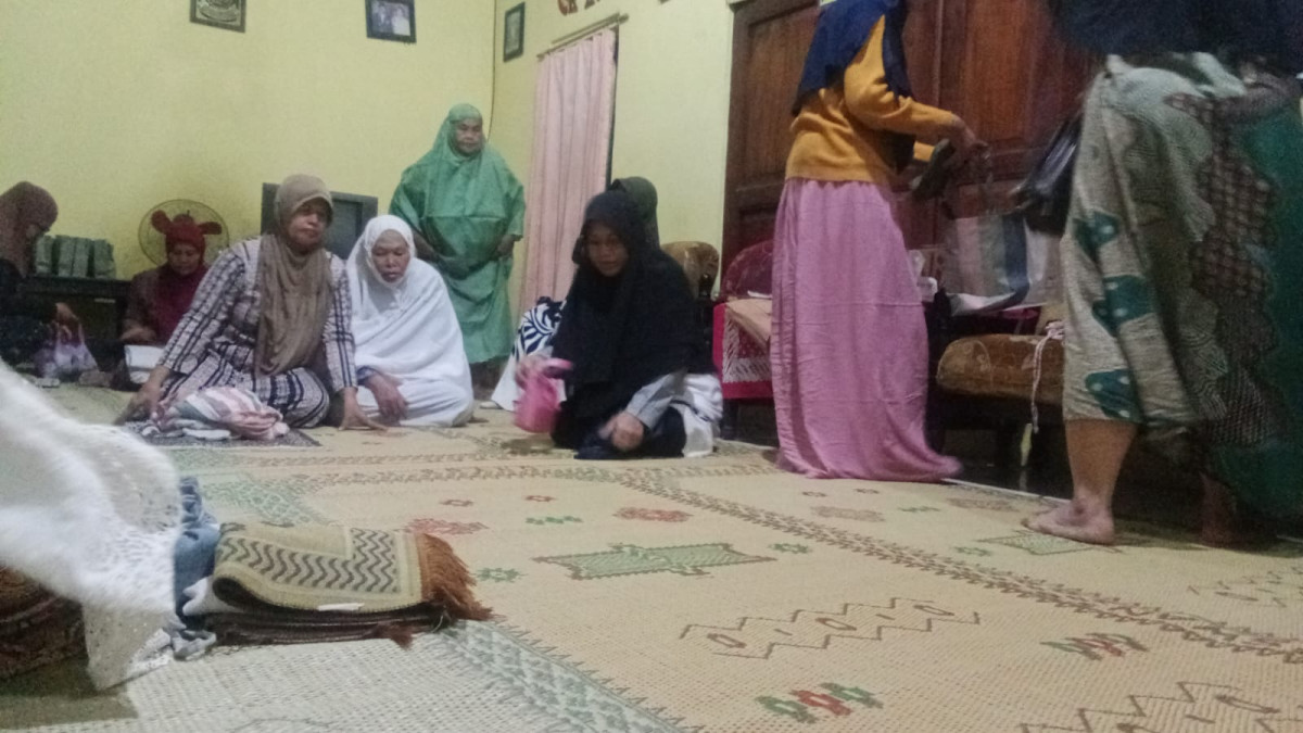 Arisan dan yasinan ibu2 rt 07