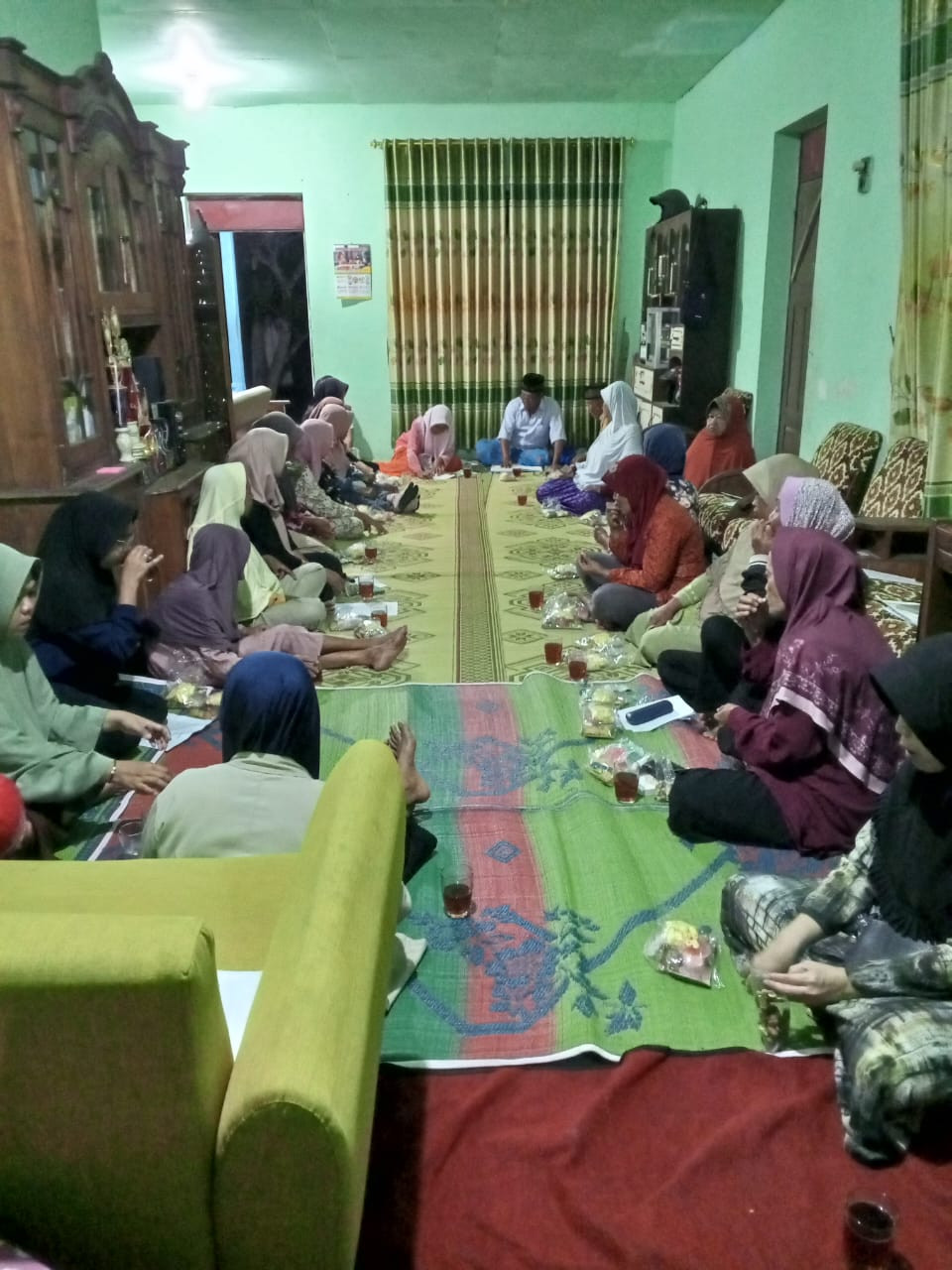 Yasinan ibu-ibu Wonontoro Blambangan