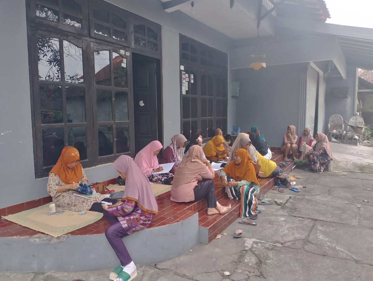 Pertemuan dasawisma dusun Kwadungan