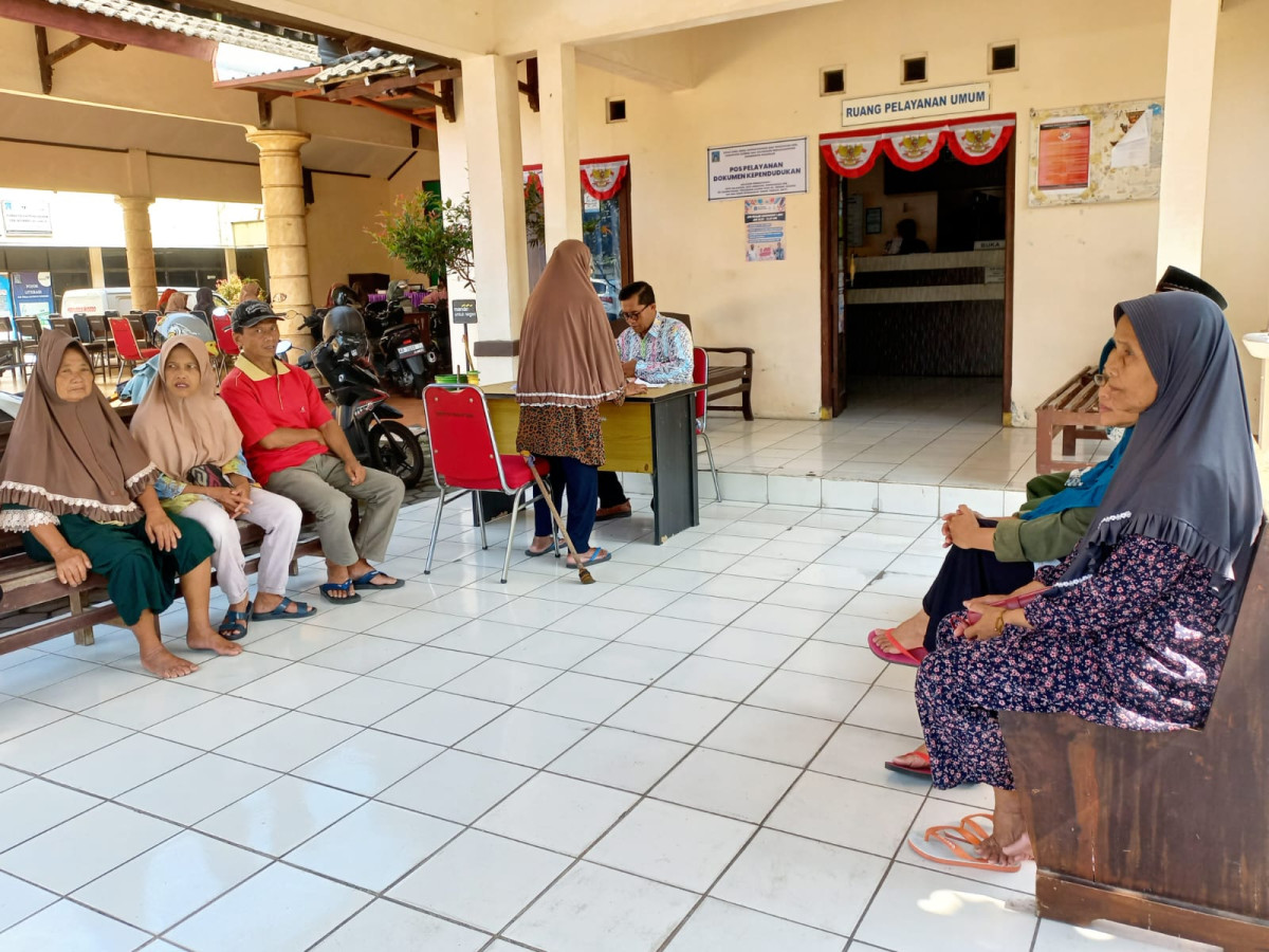 Penyampaian BLT DD Kalurahan widodomartani