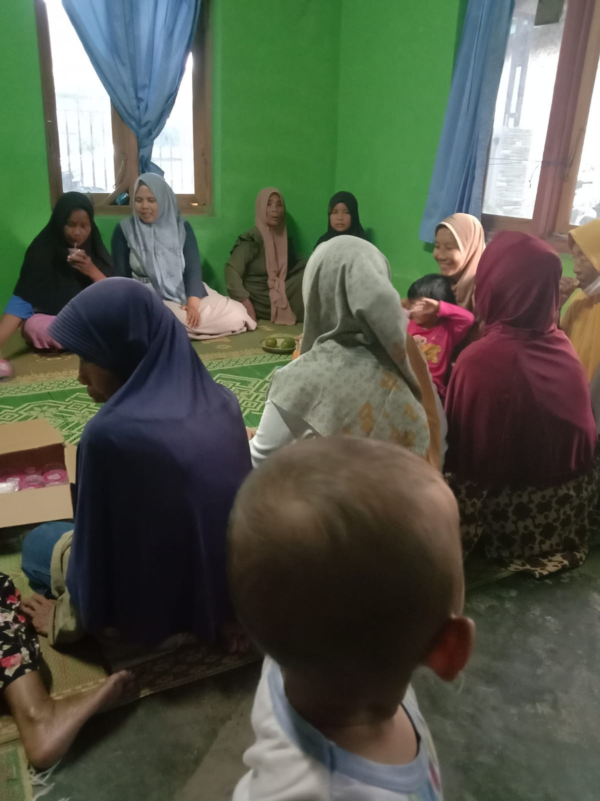 Membezuk warga sakit ( Karanganyar)