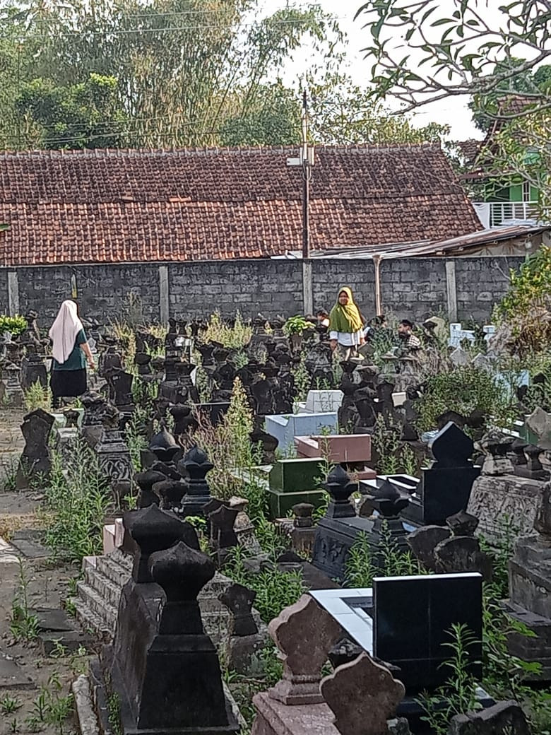 Ziarah kubur dusun jimat