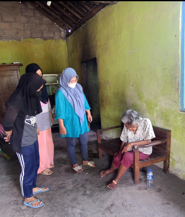 Kunjungan rumah dusun jimat