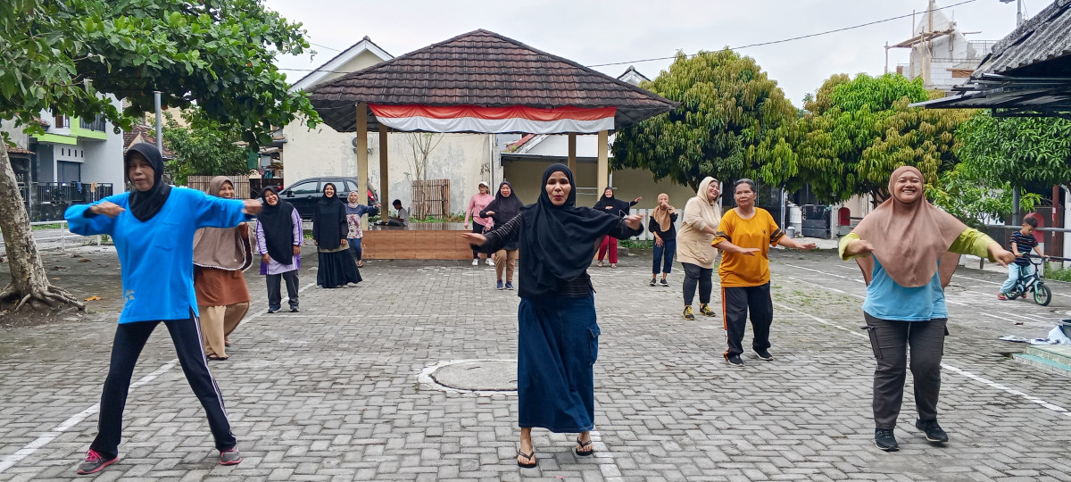 Instruktur senam (Dalem)