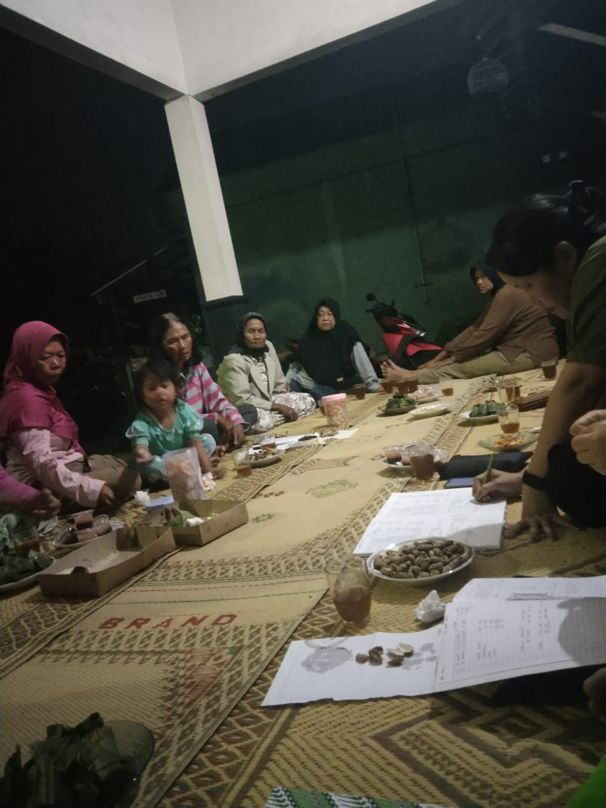 Arisan RT 3 kalijeruk 1