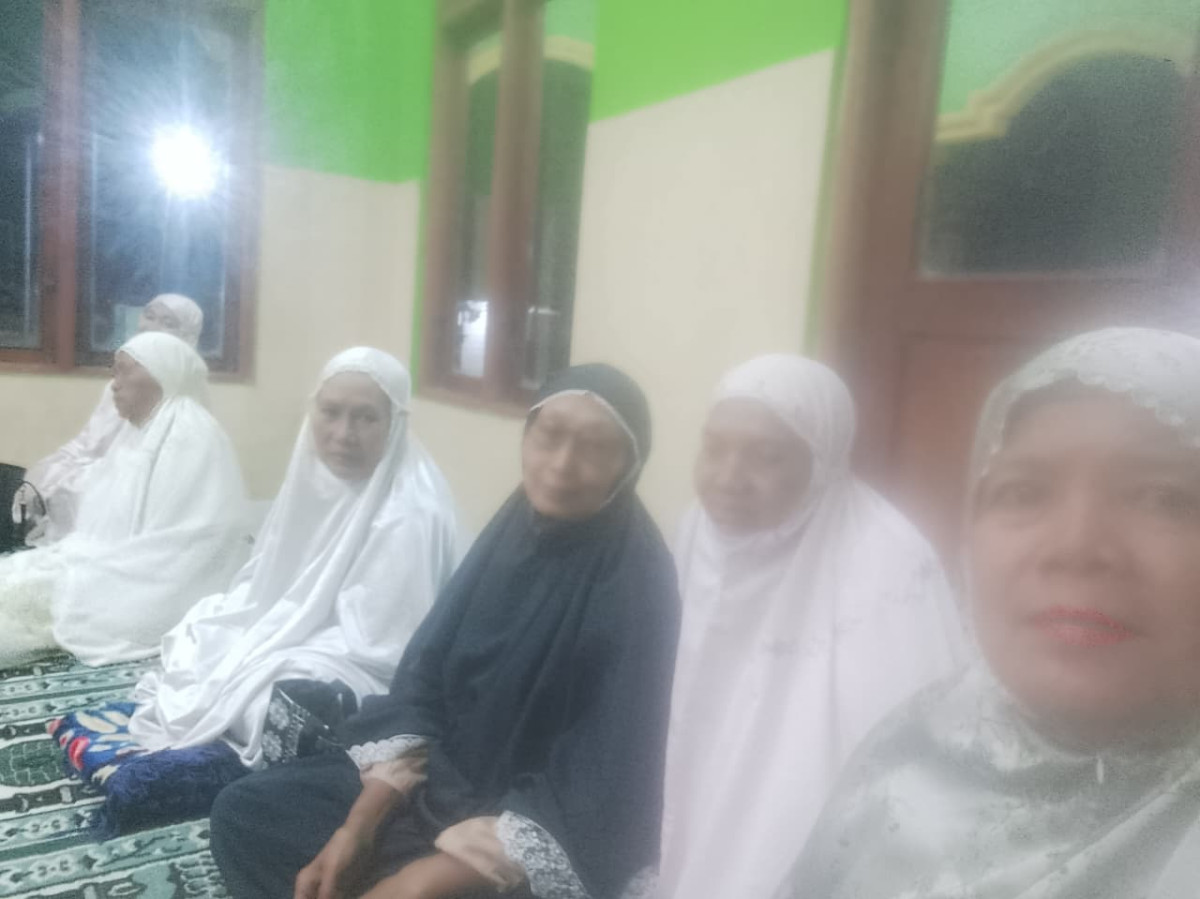 Yasinan malem jumat dusun karang