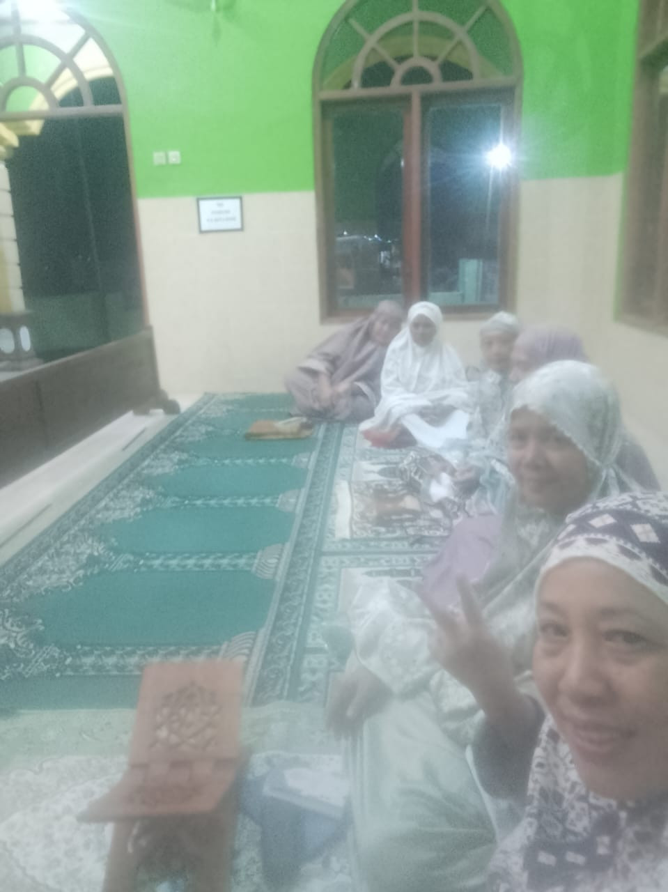 Yasinan rutin malem junat dusun karang