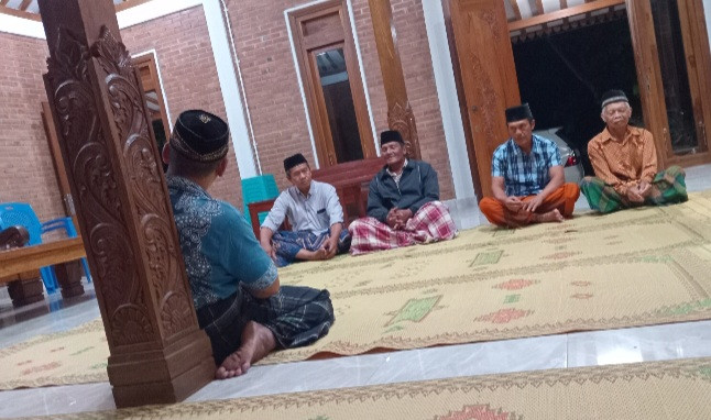 Tahlil rt 04 Pucangan