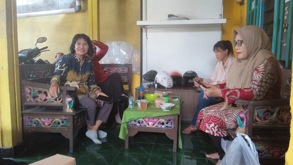 Pertemuan paguyuban ( ngalian )