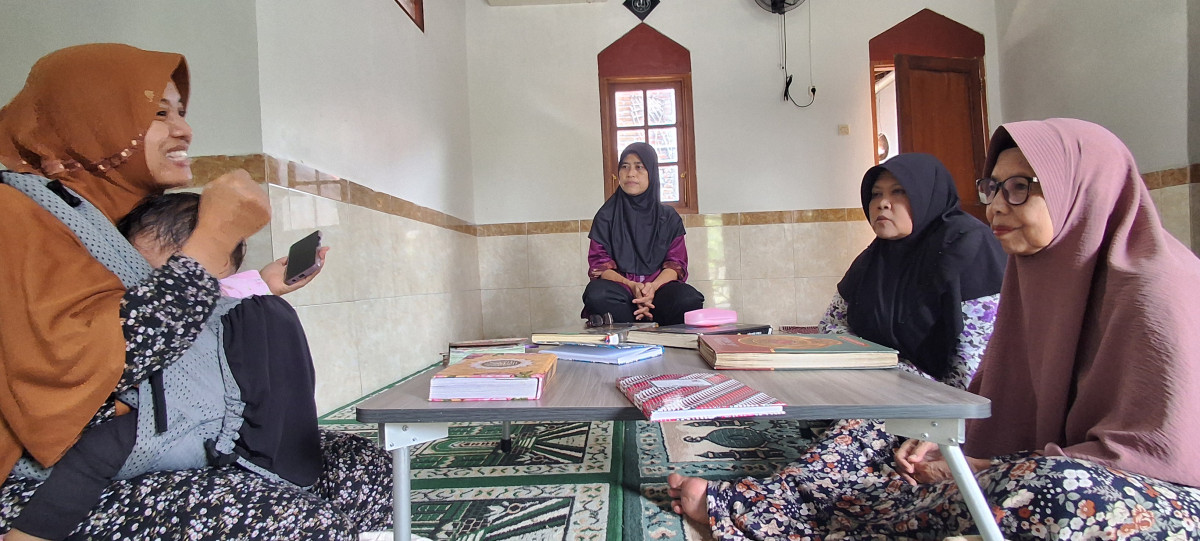 Ngaji Tahsin Ibu -ibu Dsn Banglen widodomartani