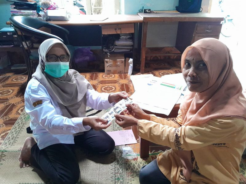 Serah terima obat cacing