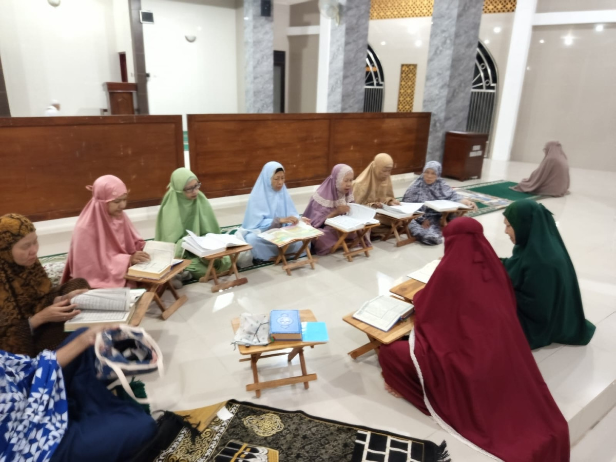 taklim rutin sabtu pagi warga wahanapraja