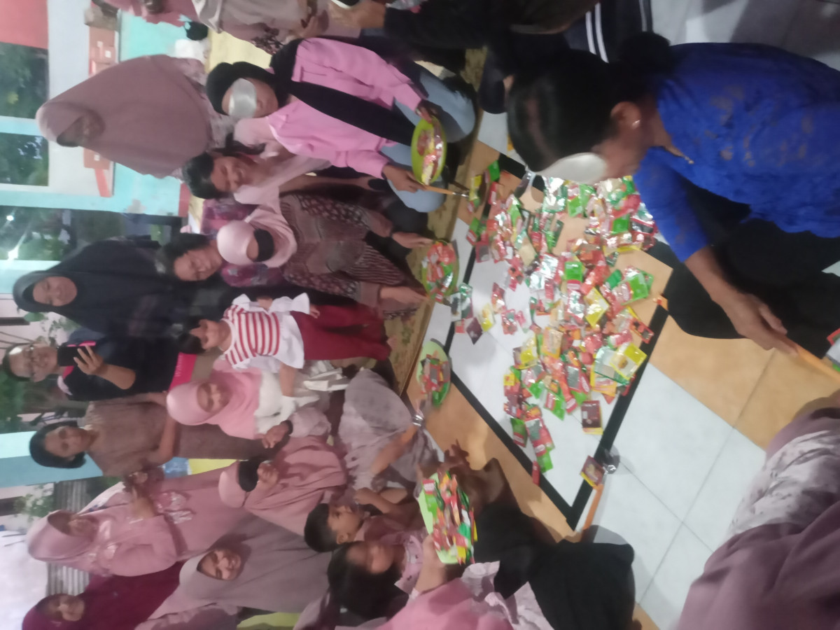 memperingati hari ibu