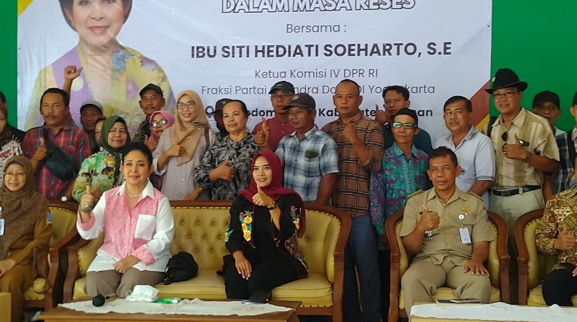 Bapak” Mina Arum (KARANG)