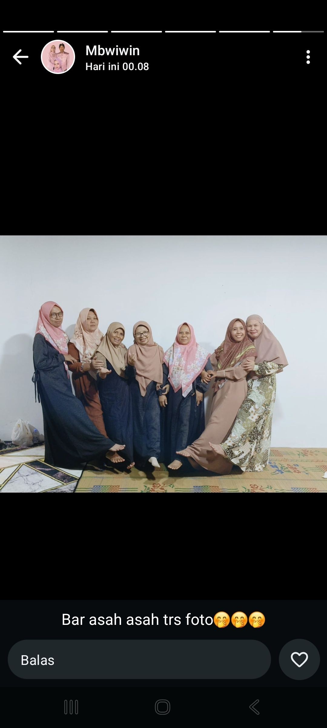 Merayakan pergantian tahun ibu ibu jamaah ngaji Dusun Banglen