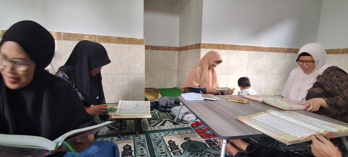 Ngaji Tahsin Ibu -ibu Dsn Banglen widodomartani
