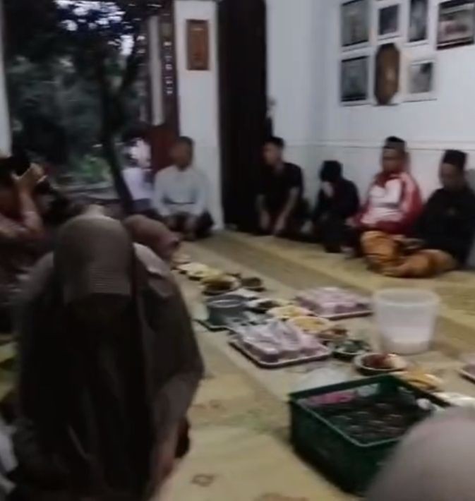 Bukber keluarga ( ngalian )
