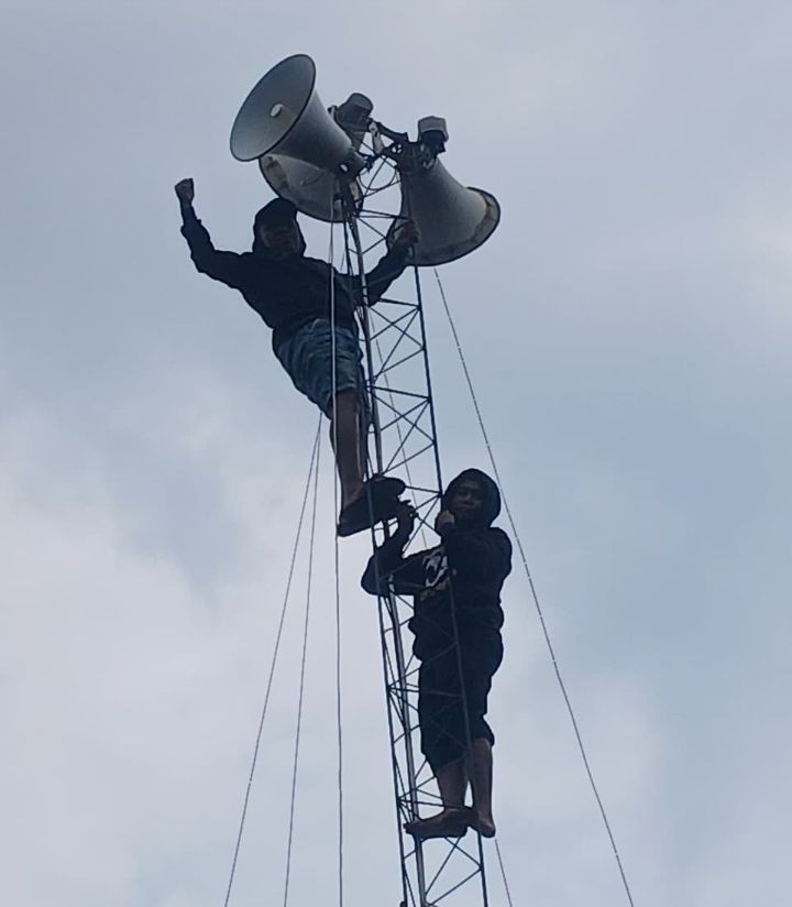 Perbaikan horn masjid ( ngalian )
