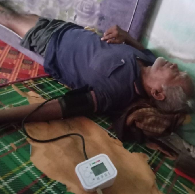 Pengecekan tensi lansia (jimat)