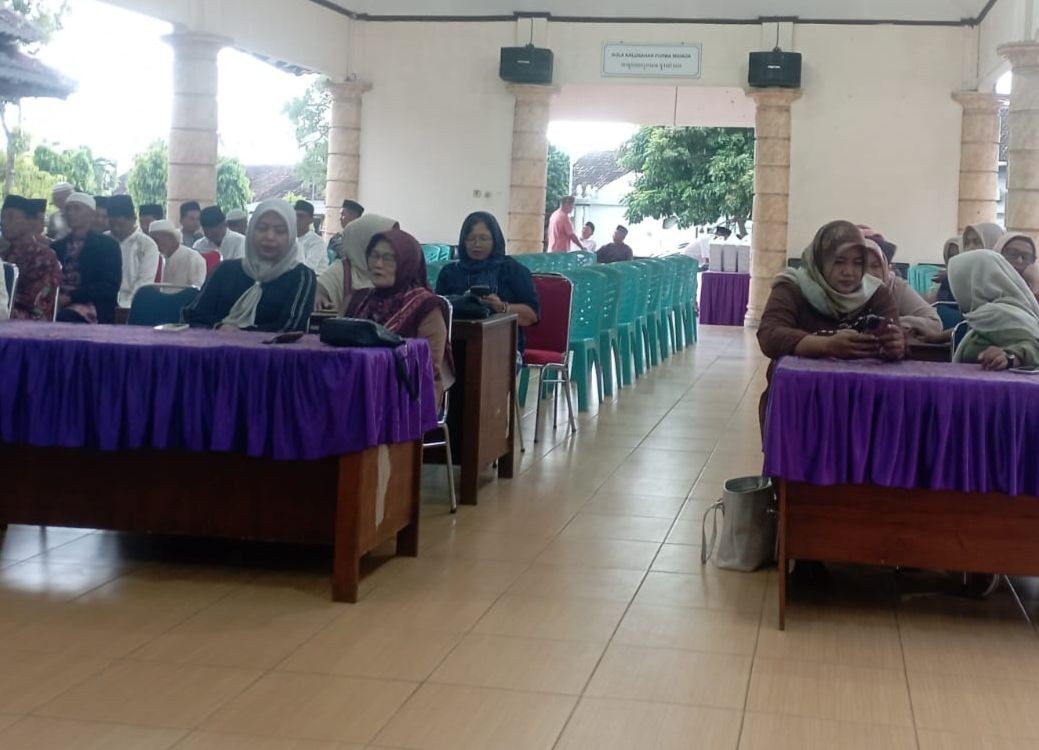 Pengajian buka puasa ( ngalian )