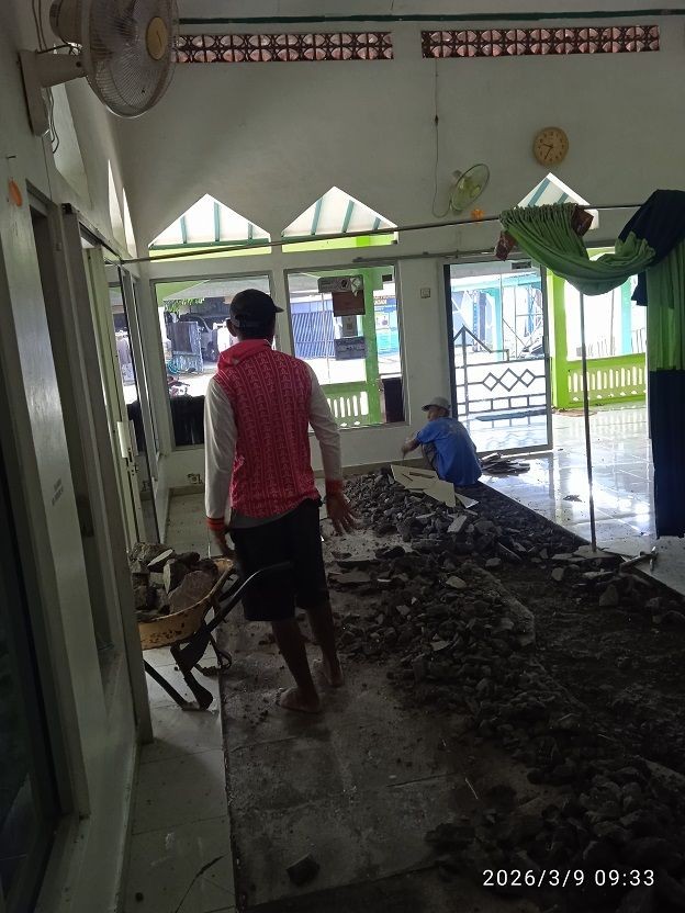 Perbaikan masjid al jihad (ganjuran)