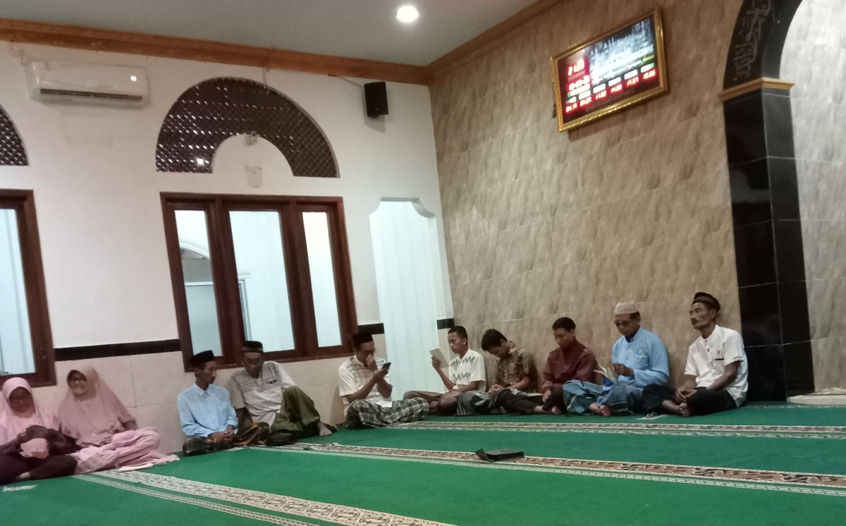 Muqodaman ( ngalian)