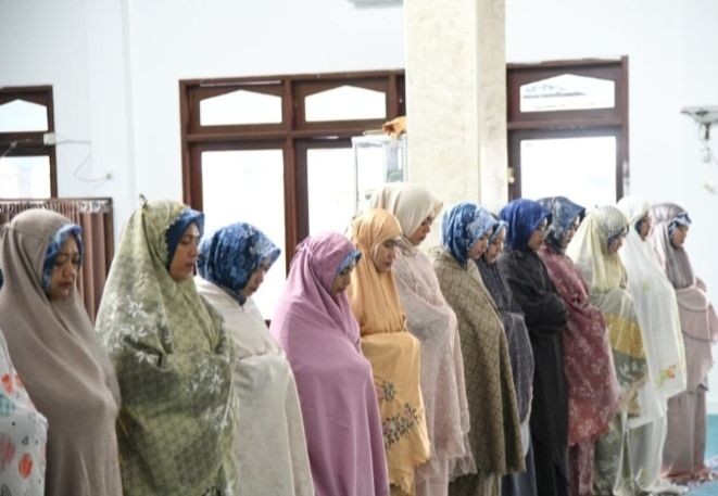 Sholat taraweh (jimat)