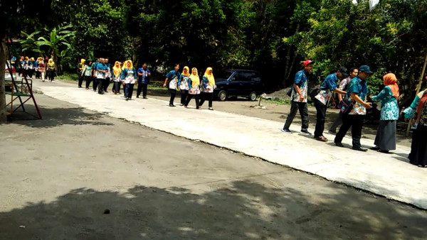 Rombongan tamu dari Ungaran