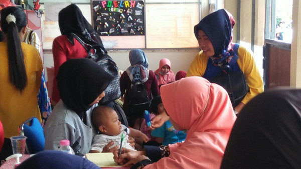 dek hasel bersama bunda anjani