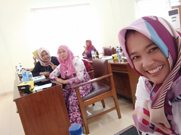 Bersama pengurus FOKUSS