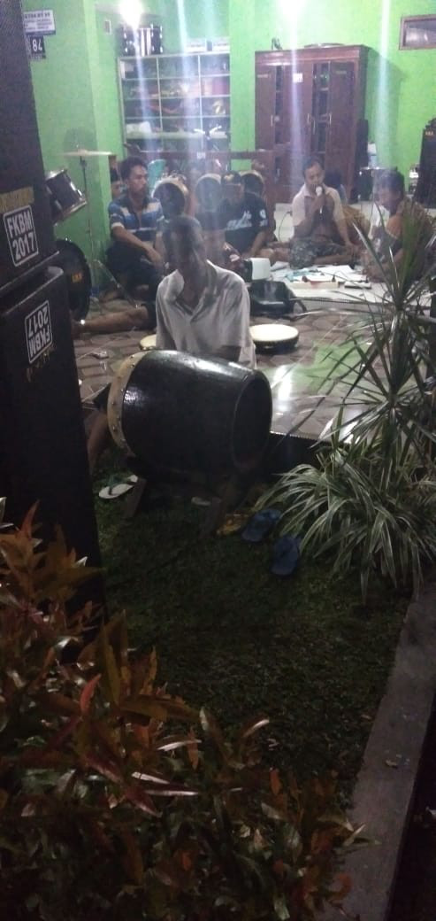 LATIHAN SENI SHOLAWAT BADUI