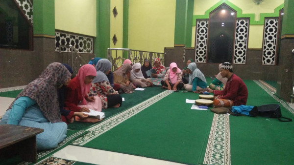 Pengarahan dari mahasiswa UIN