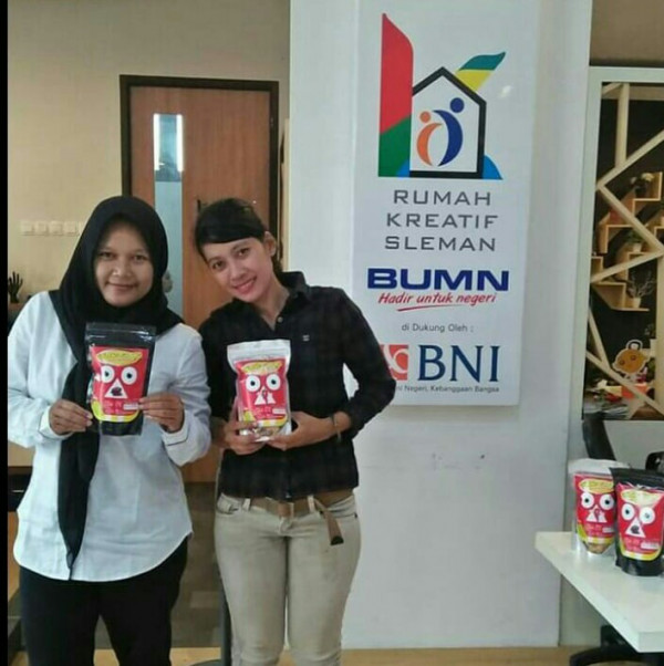 Pengiriman produk uppks ke rumah kreatif sleman