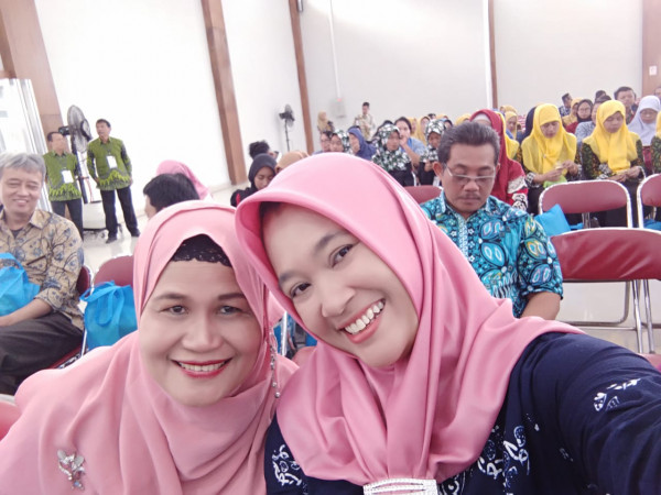 ft ketua dan sekretaris fokus