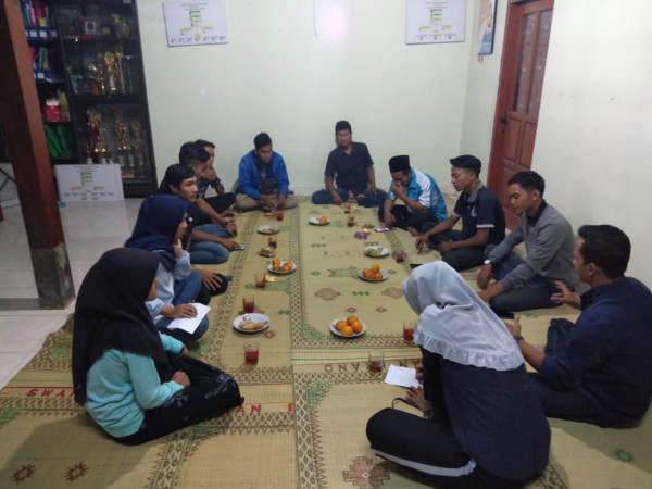 Rapat Koordinasi pengurus karang taruna malangrejo