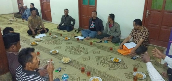 Rapat pembangunan Drainase di jalan amarta wilayah rt 2 dan rt 4 padukuhan malangejo