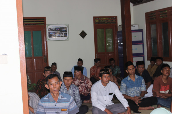 foto bapak2 dan pemuda