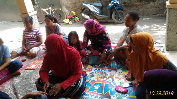 PERTEMUAN SAMBIL MOMONG ANAK DAN SILATURHAMI