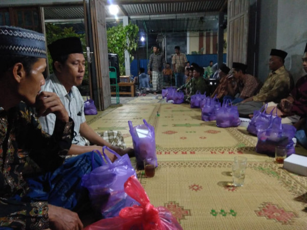 Tahlil 7 hari warga RT 02