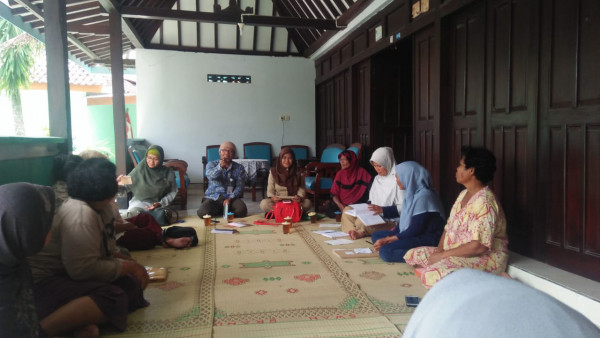 pertemuan kwt lestari