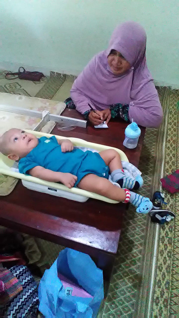 Foto penimbangan batita