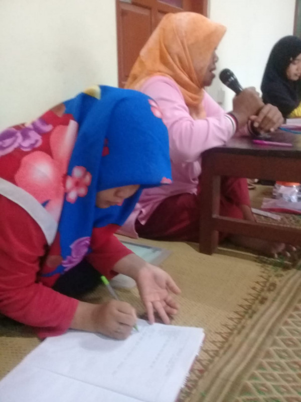 Pertemuan pkk padukuhan malangrejo