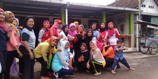 ssenam rutin ibu2 bkr