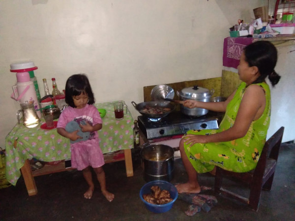 suasana memasak