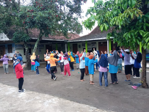 semangat luar biasa lansia malangrejo